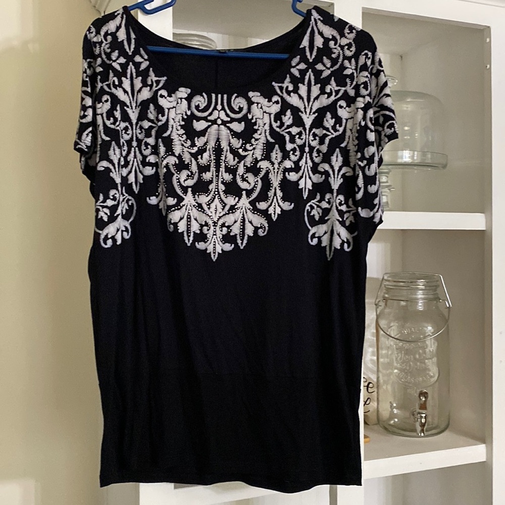Women’s navy top